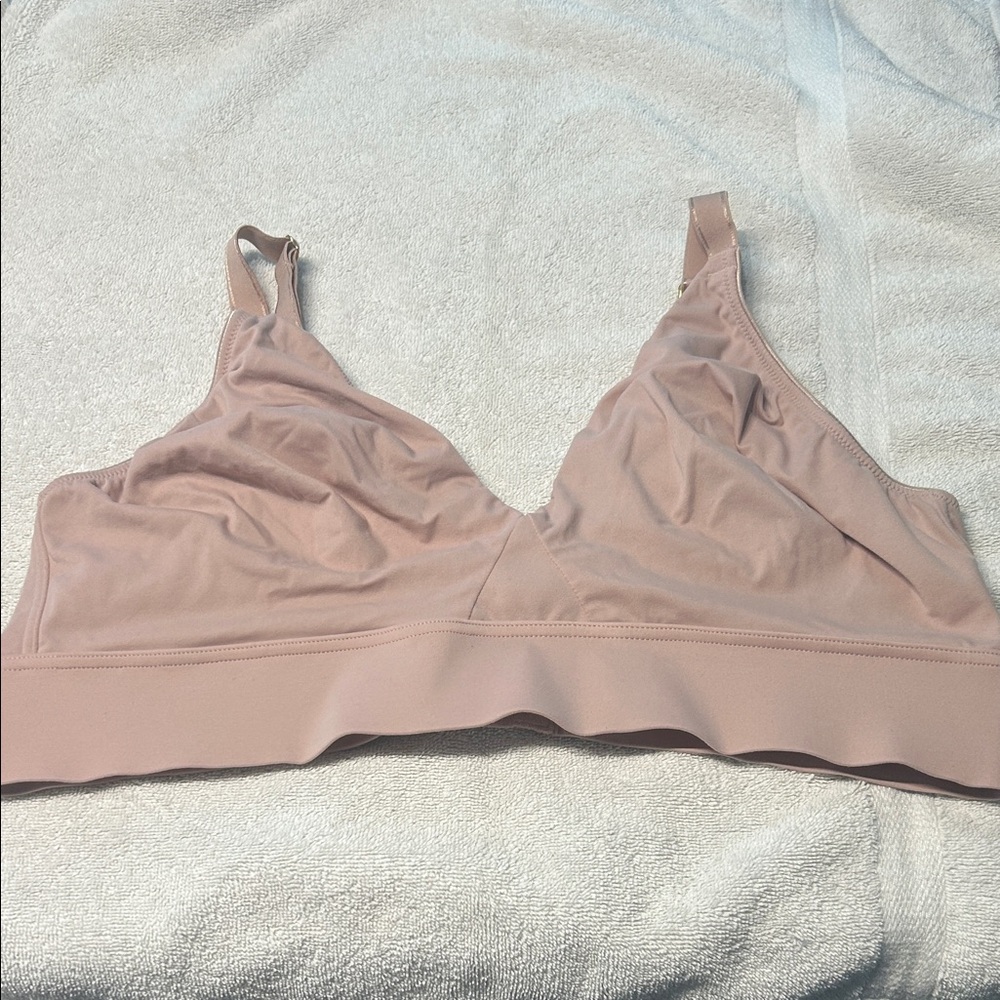 Soma Wireless Soft Tan/pinkish Bralette size XXL